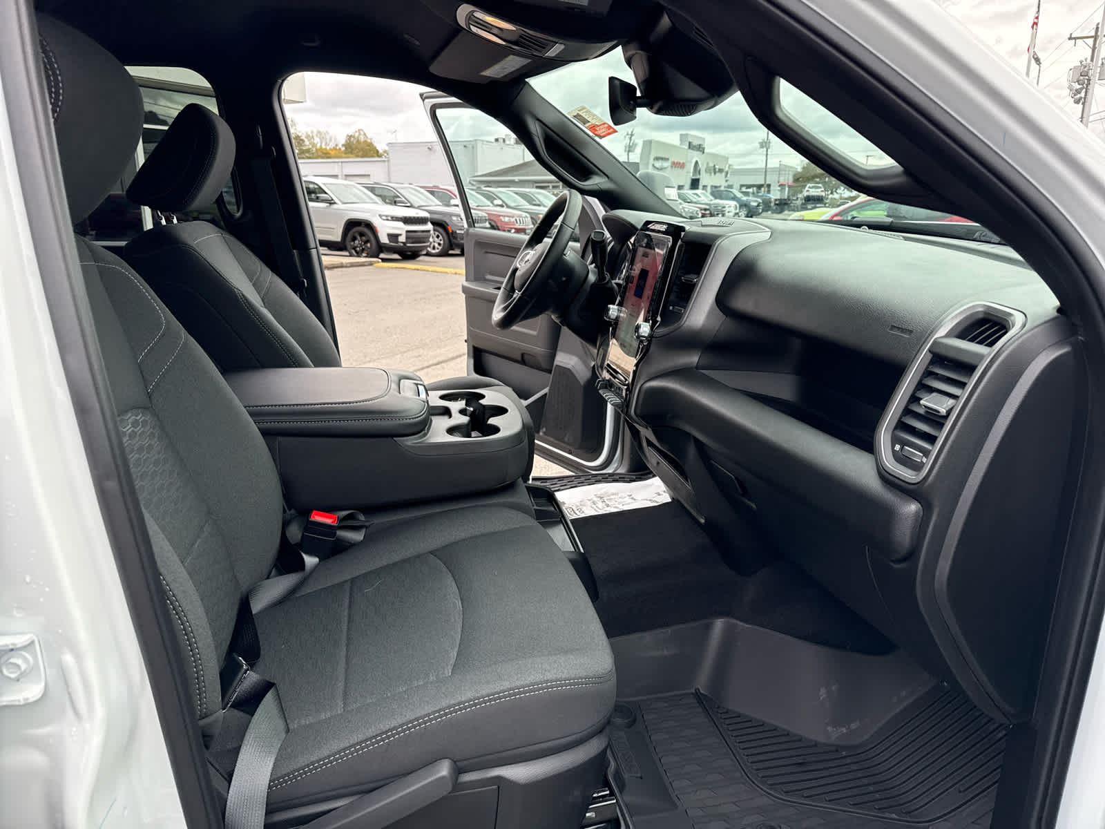 2026 RAM Ram 3500 RAM 3500 TRADESMAN CREW CAB 4X4 8' BOX