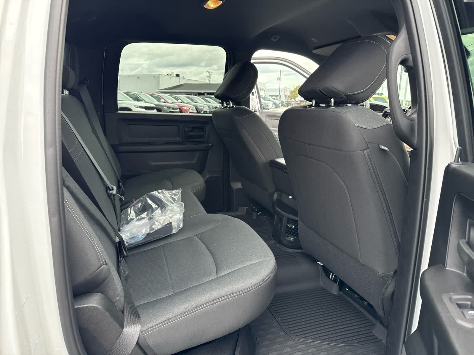 2026 RAM Ram 3500 RAM 3500 TRADESMAN CREW CAB 4X4 8' BOX