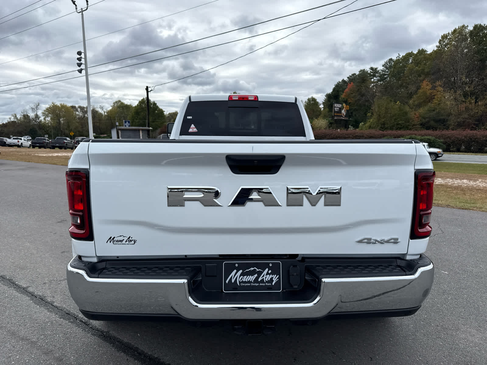 2026 RAM Ram 3500 RAM 3500 TRADESMAN CREW CAB 4X4 8' BOX