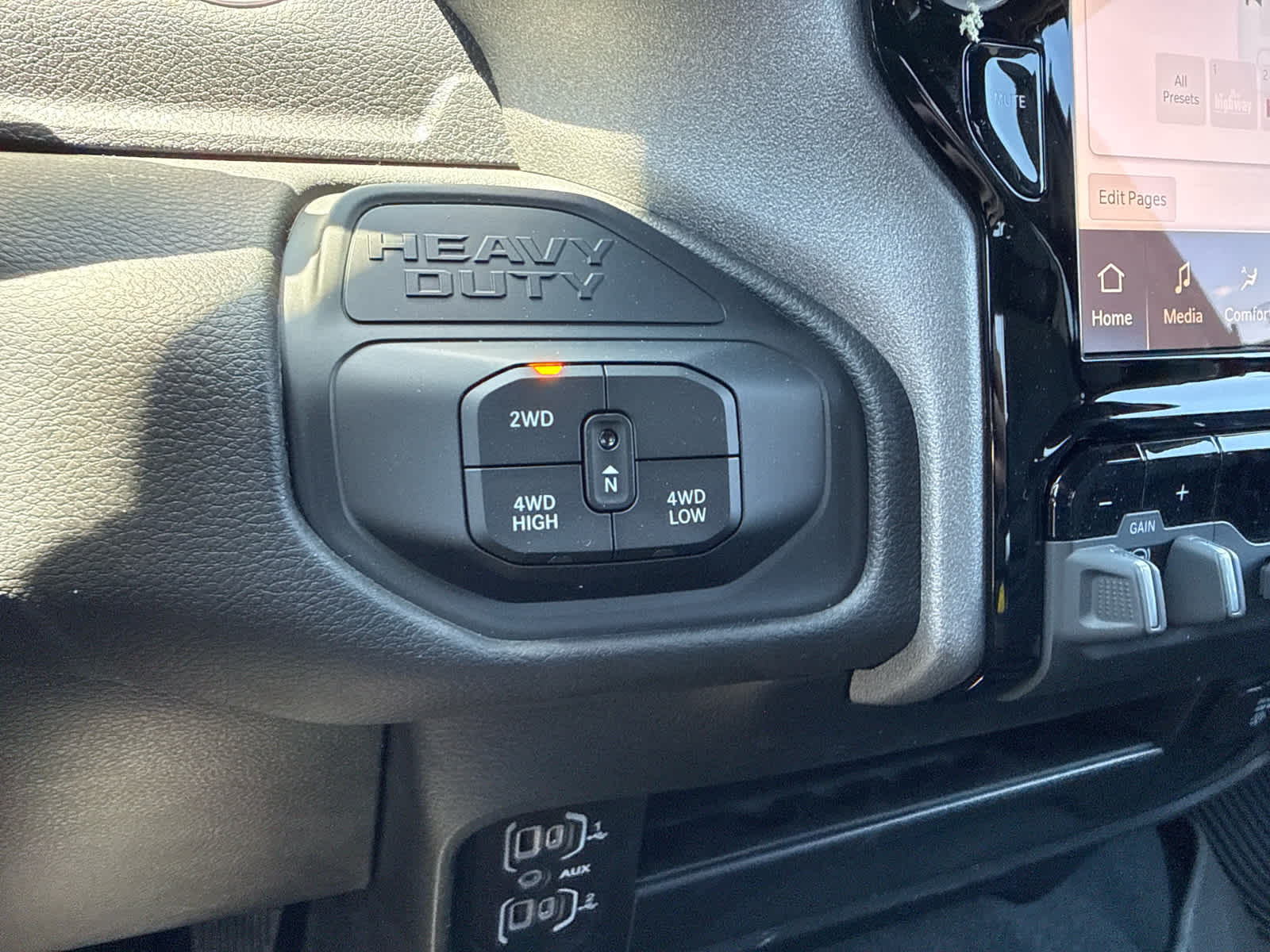 2026 RAM Ram 3500 RAM 3500 TRADESMAN CREW CAB 4X4 8' BOX