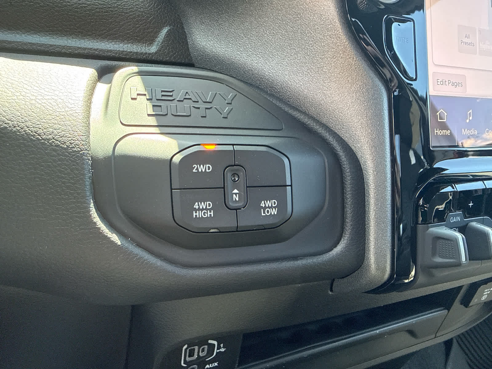 2026 RAM Ram 3500 RAM 3500 TRADESMAN CREW CAB 4X4 8' BOX