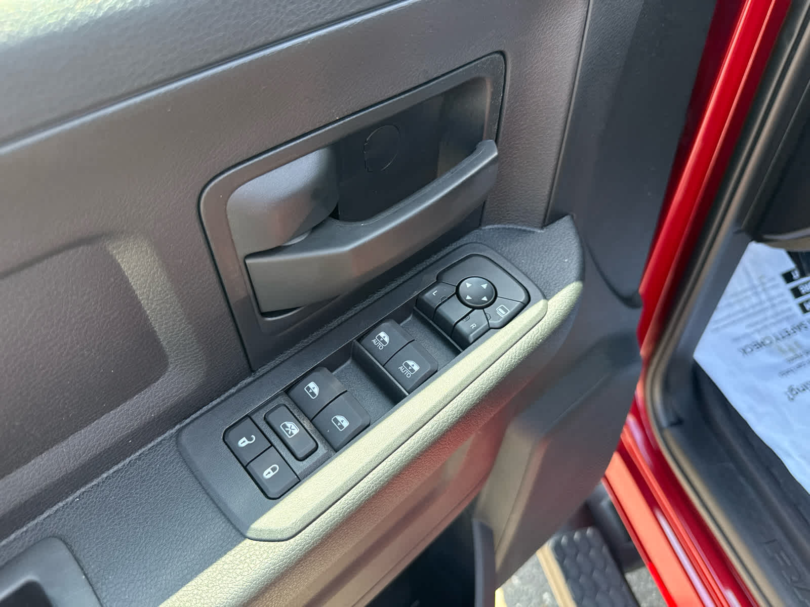 2026 RAM Ram 3500 RAM 3500 TRADESMAN CREW CAB 4X4 8' BOX
