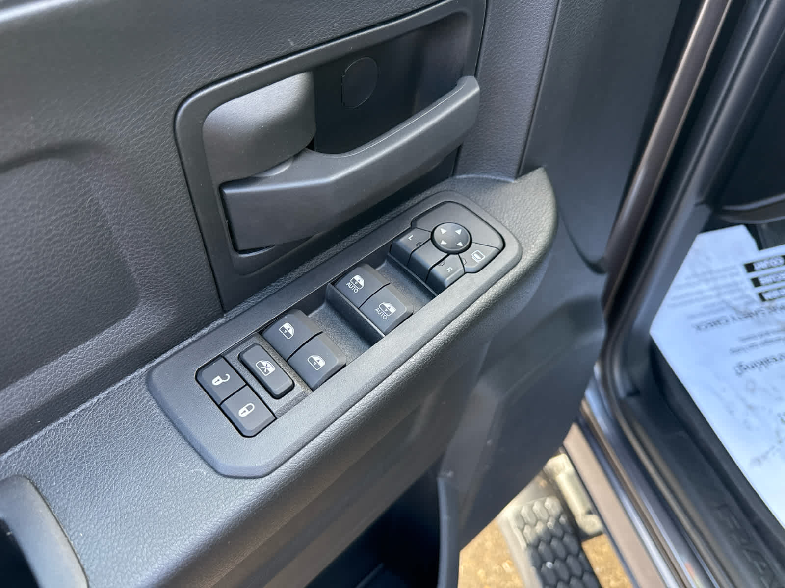 2026 RAM Ram 3500 RAM 3500 TRADESMAN CREW CAB 4X4 8' BOX