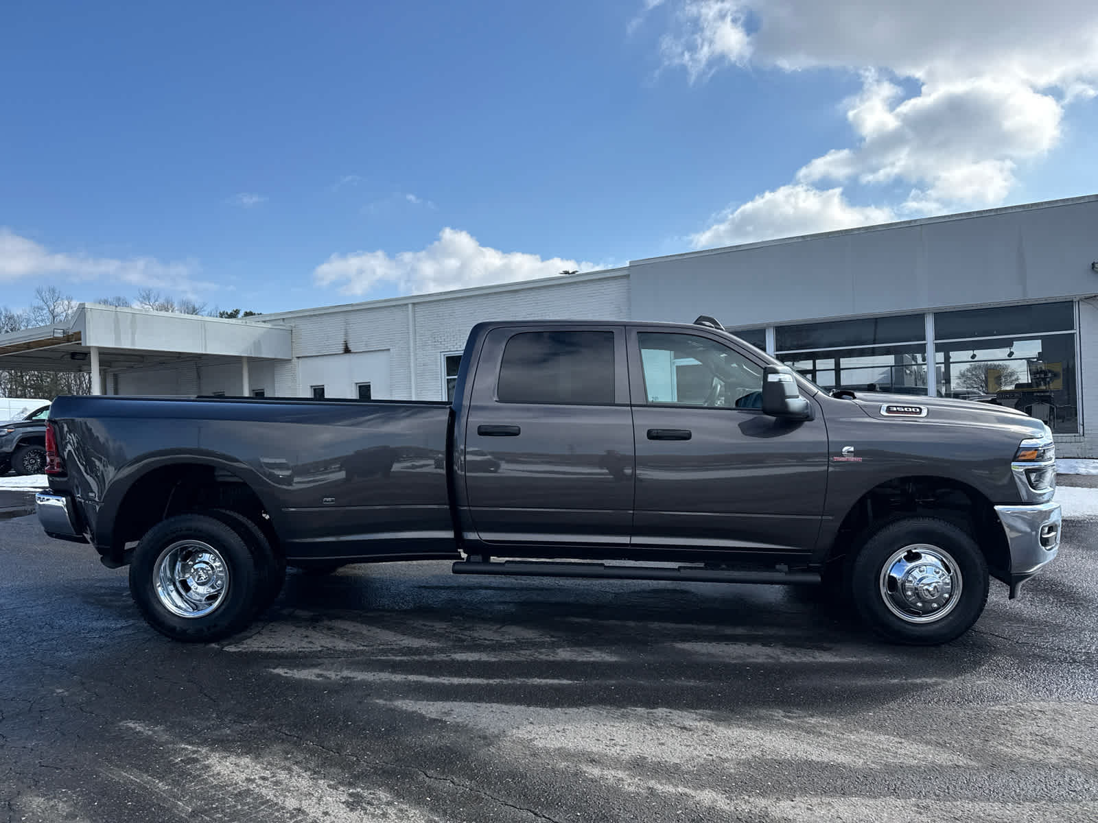 2026 RAM Ram 3500 RAM 3500 TRADESMAN CREW CAB 4X4 8' BOX