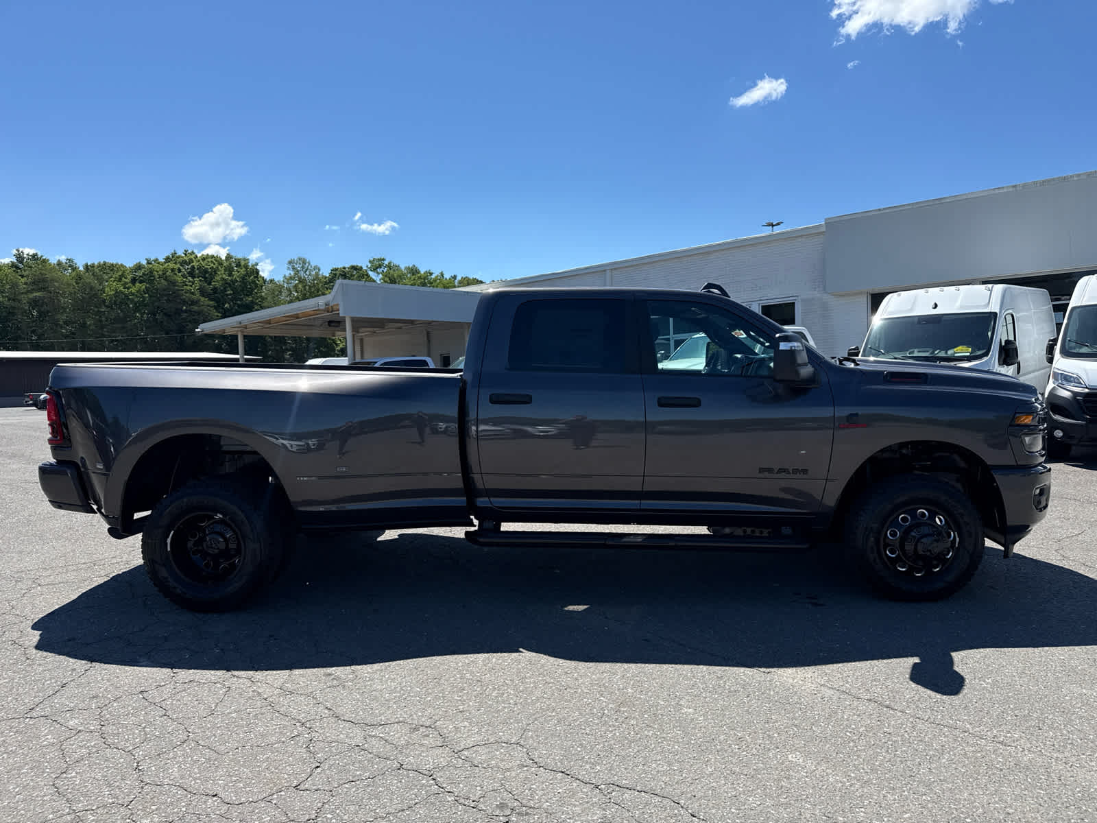 2026 RAM Ram 3500 RAM 3500 BIG HORN CREW CAB 4X4 8' BOX