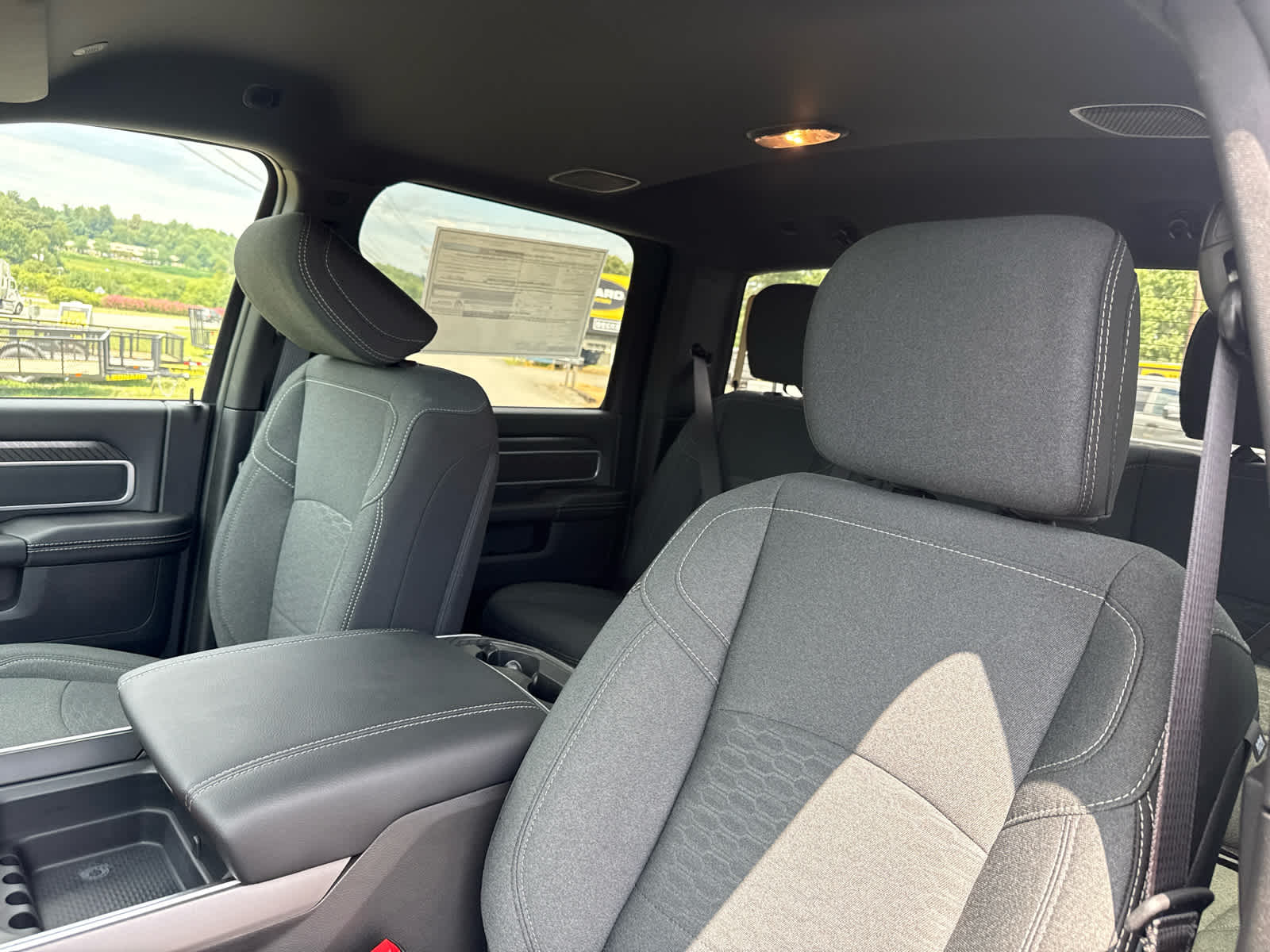 2026 RAM 3500 RAM 3500 BIG HORN CREW CAB 4X4 8' BOX