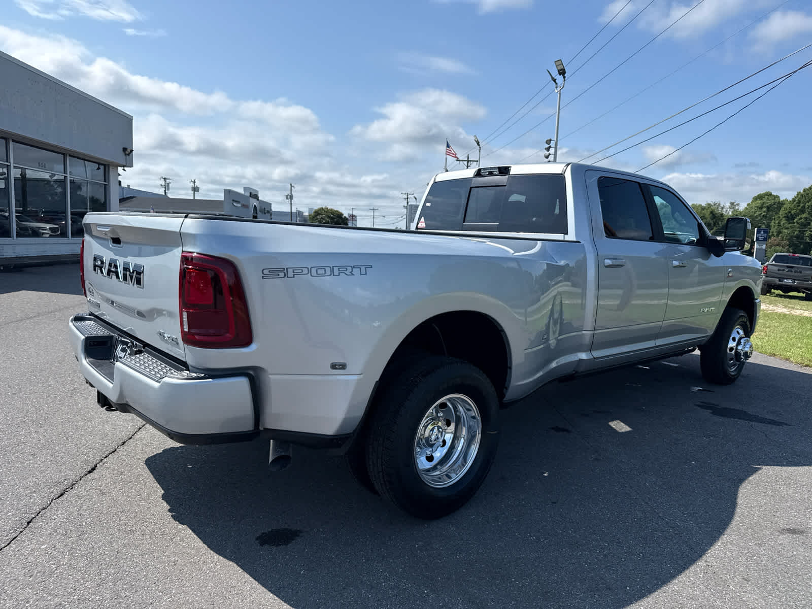 2026 RAM Ram 3500 RAM 3500 LARAMIE CREW CAB 4X4 8' BOX