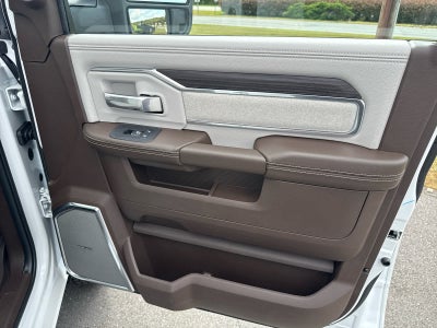 2026 RAM Ram 3500 RAM 3500 LARAMIE CREW CAB 4X4 8' BOX