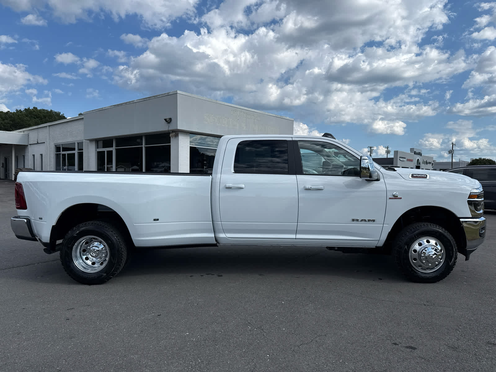 2026 RAM Ram 3500 RAM 3500 LARAMIE CREW CAB 4X4 8' BOX