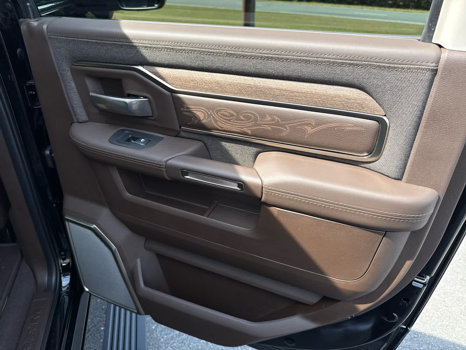 2026 RAM Ram 3500 RAM 3500 LIMITED LONGHORN CREW CAB 4X4 8' BOX