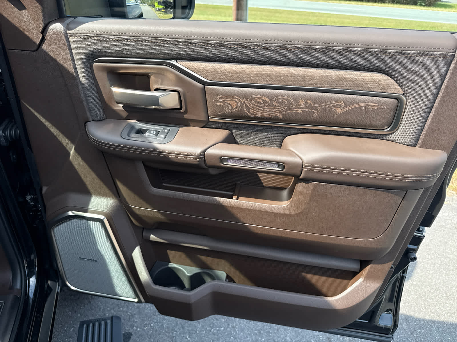 2026 RAM Ram 3500 RAM 3500 LIMITED LONGHORN CREW CAB 4X4 8' BOX