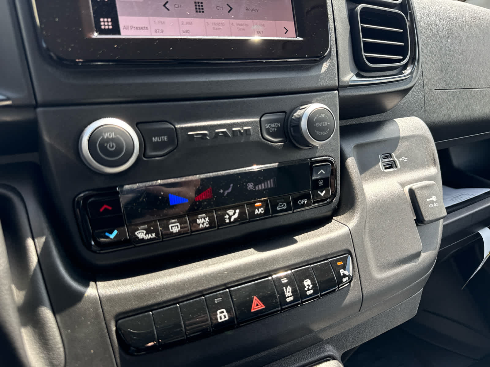 2026 RAM Ram ProMaster RAM PROMASTER 1500 TRADESMAN CARGO VAN HIGH ROOF 136' WB