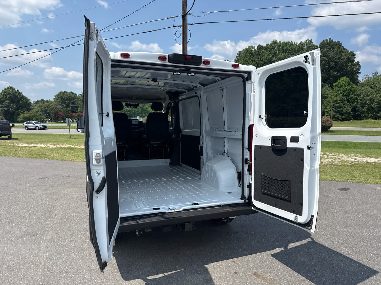 2026 RAM ProMaster 2500 RAM PROMASTER 2500 TRADESMAN CARGO VAN LOW ROOF 136' WB
