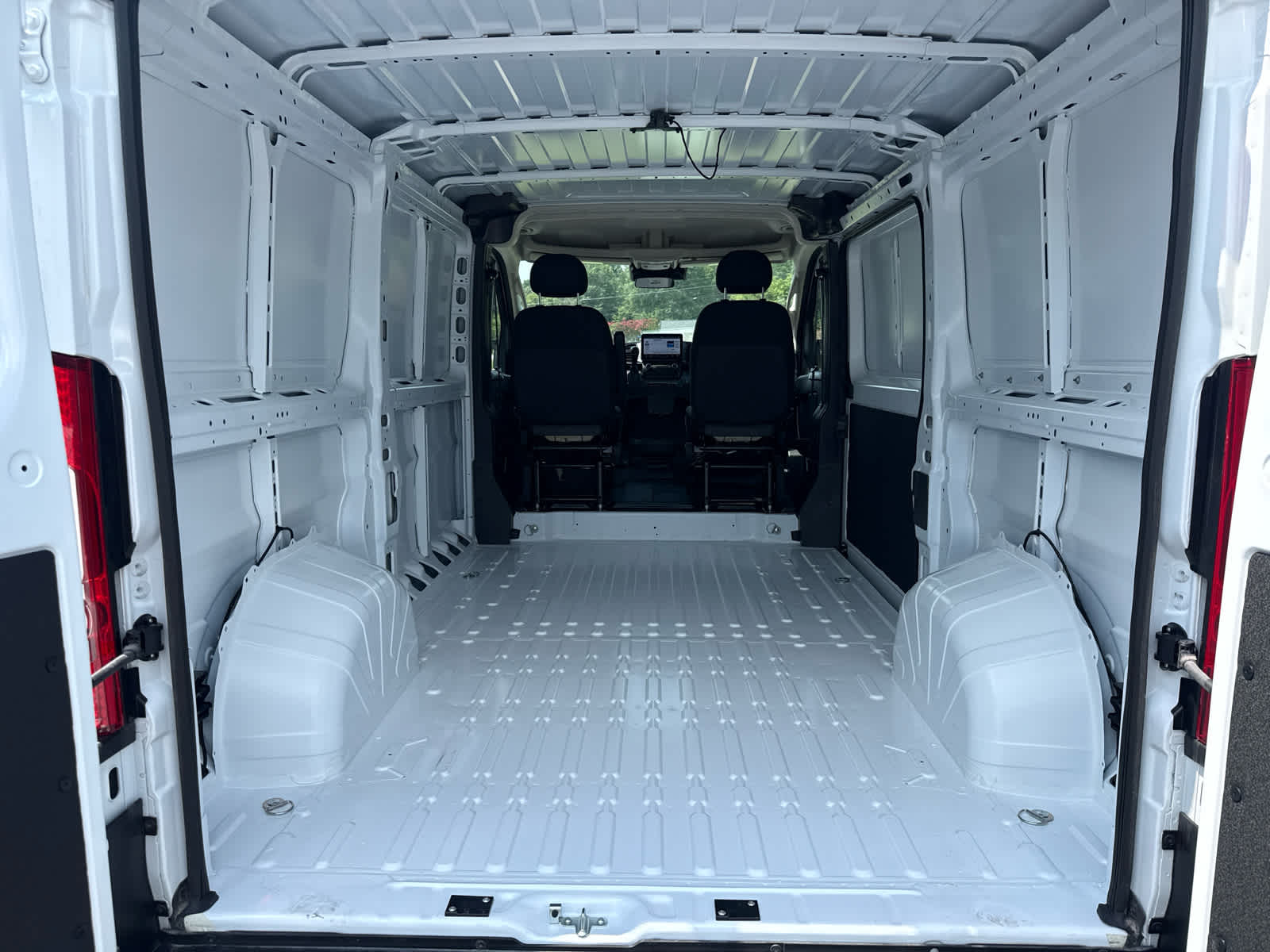2026 RAM ProMaster 2500 RAM PROMASTER 2500 TRADESMAN CARGO VAN LOW ROOF 136' WB