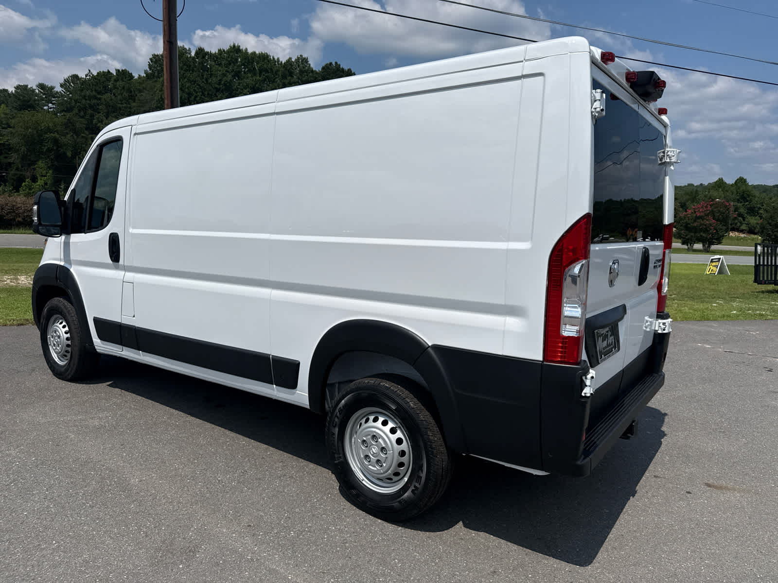 2026 RAM ProMaster 2500 RAM PROMASTER 2500 TRADESMAN CARGO VAN LOW ROOF 136' WB