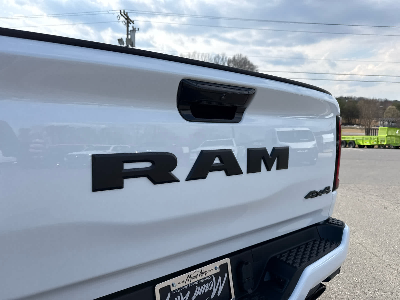 2026 RAM Ram 1500 RAM 1500 EXPRESS CREW CAB 4X4 5'7' BOX