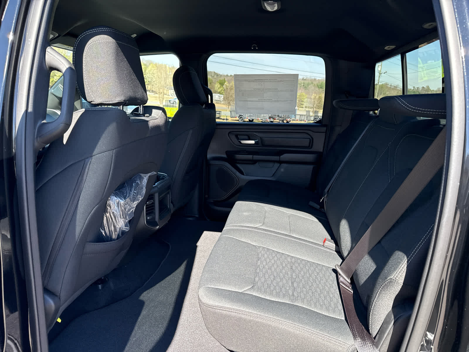 2026 RAM Ram 1500 RAM 1500 EXPRESS CREW CAB 4X4 5'7' BOX