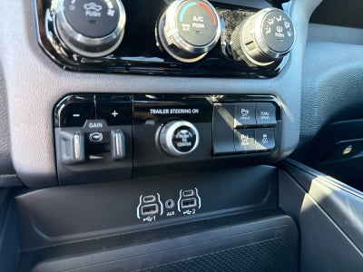 2026 RAM Ram 1500 RAM 1500 EXPRESS CREW CAB 4X4 5'7' BOX