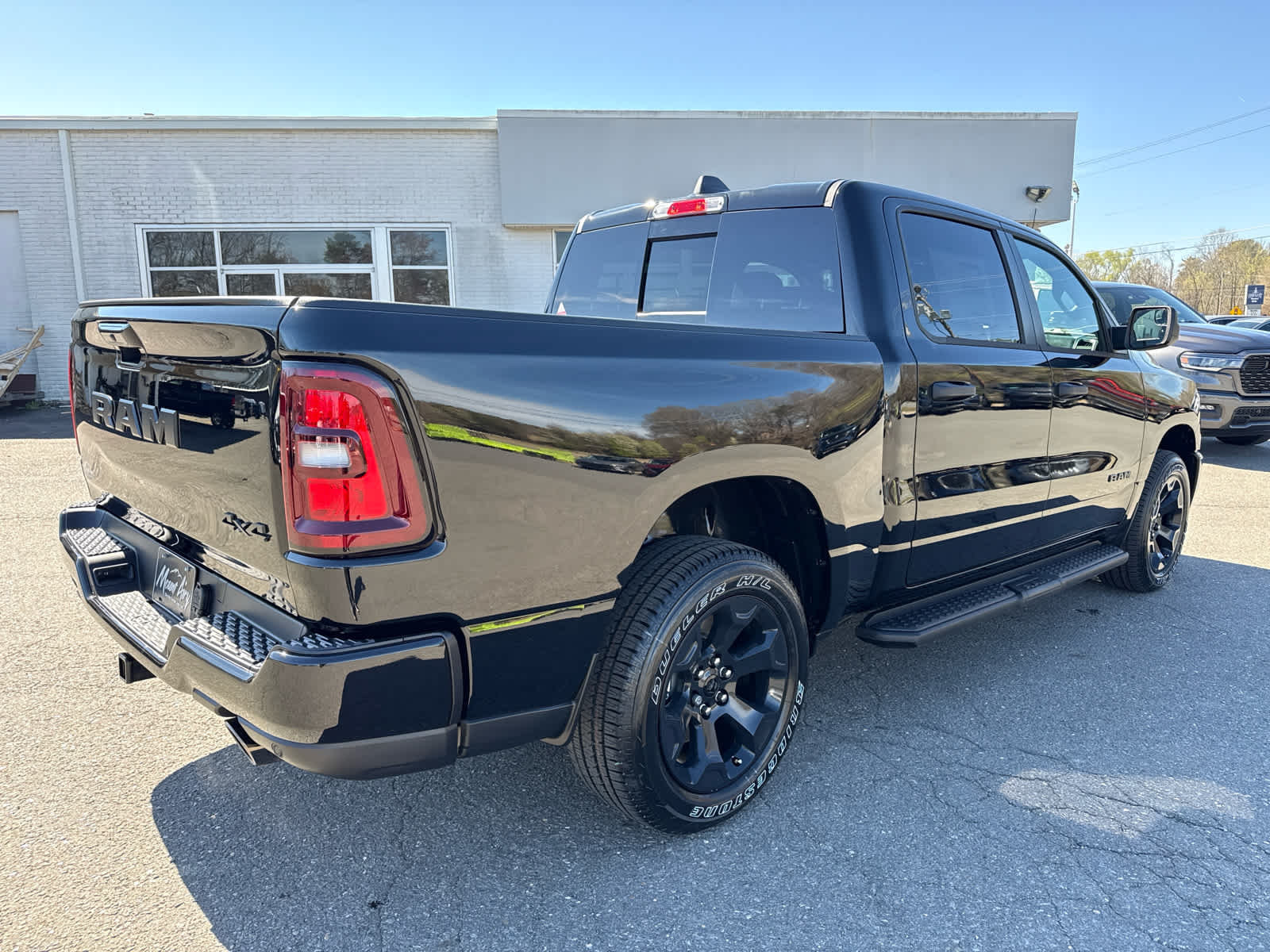 2026 RAM Ram 1500 RAM 1500 EXPRESS CREW CAB 4X4 5'7' BOX