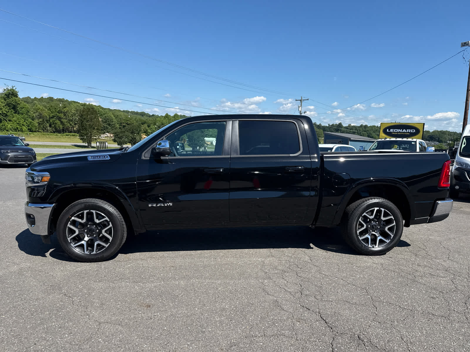 2026 RAM Ram 1500 RAM 1500 LARAMIE CREW CAB 4X4 5'7' BOX