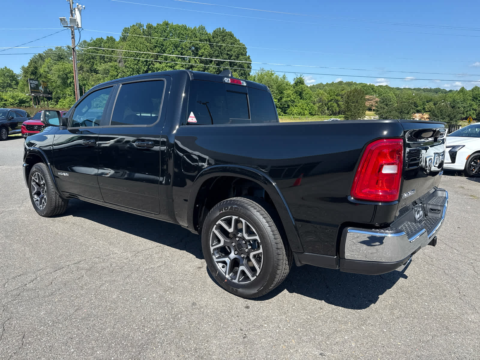 2026 RAM Ram 1500 RAM 1500 LARAMIE CREW CAB 4X4 5'7' BOX
