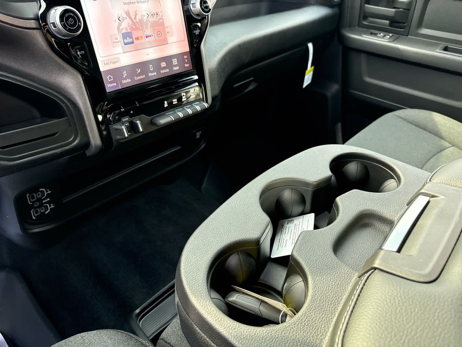 2026 RAM Ram 2500 RAM 2500 TRADESMAN CREW CAB 4X2 6'4' BOX