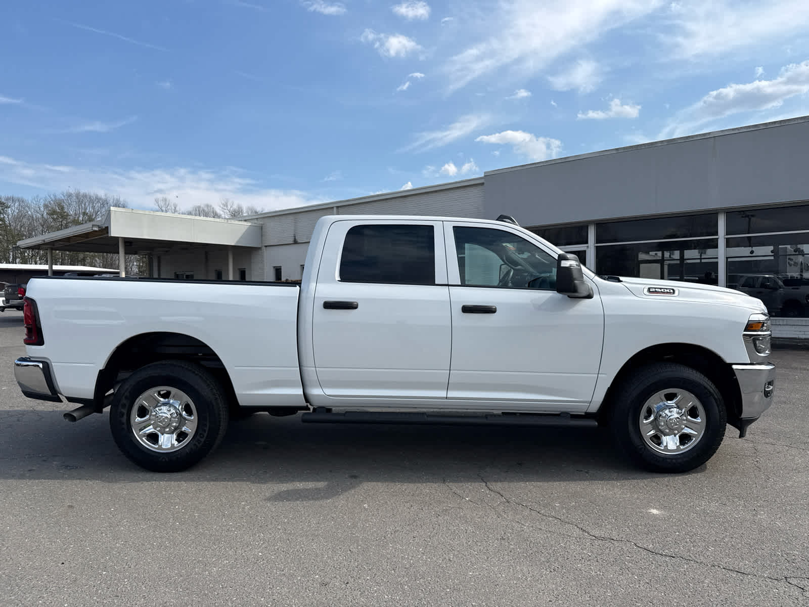 2026 RAM Ram 2500 RAM 2500 TRADESMAN CREW CAB 4X2 6'4' BOX