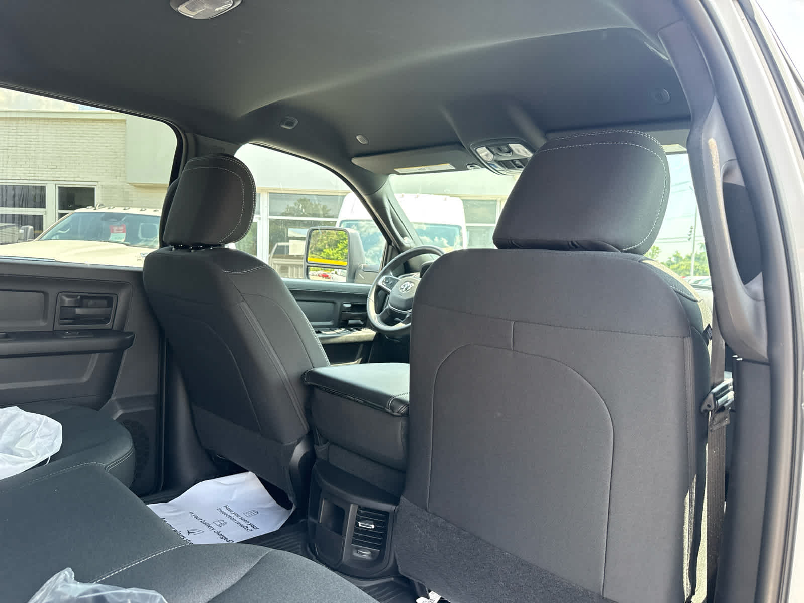 2026 RAM 2500 RAM 2500 TRADESMAN CREW CAB 4X4 6'4' BOX
