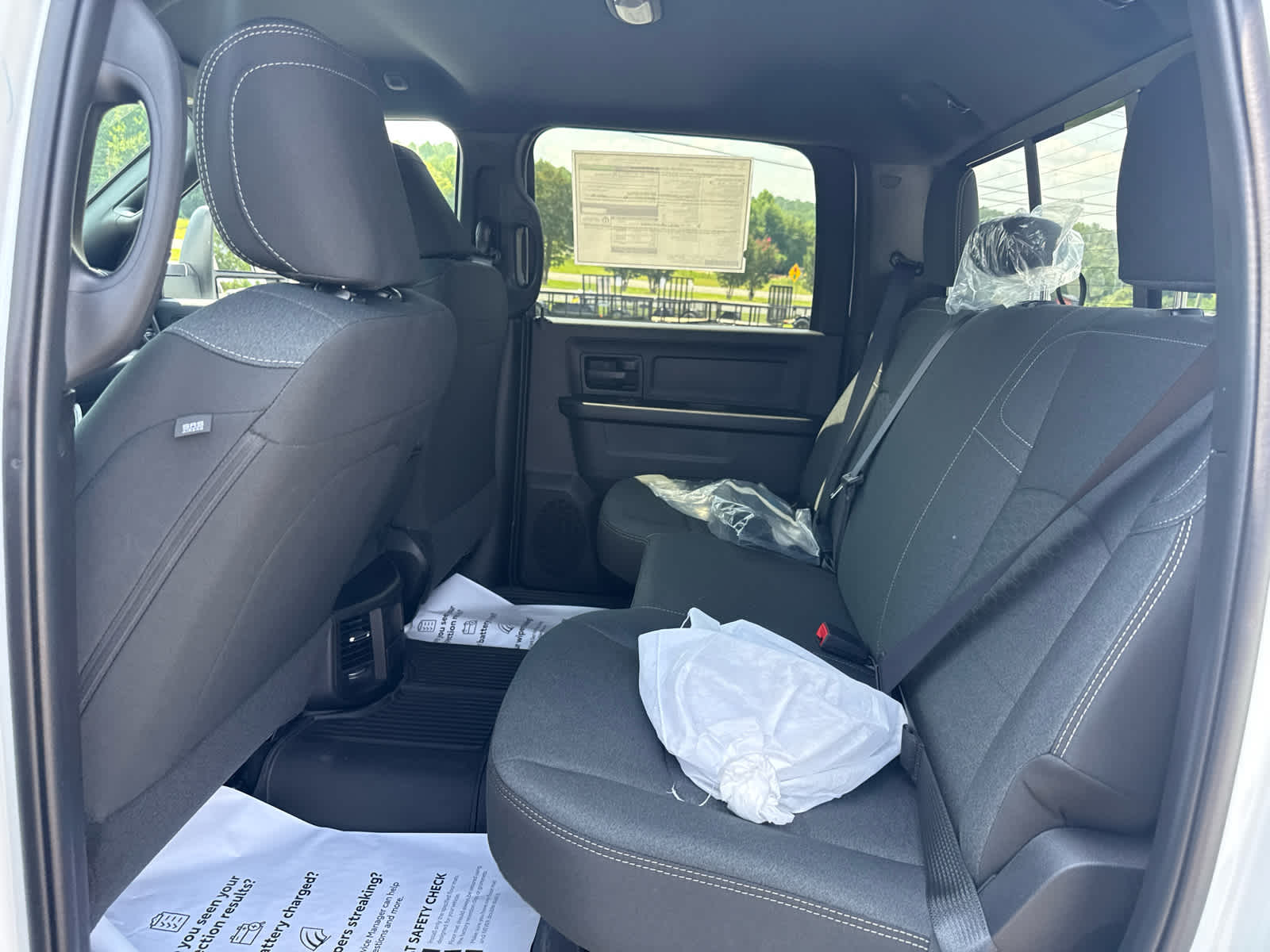 2026 RAM 2500 RAM 2500 TRADESMAN CREW CAB 4X4 6'4' BOX