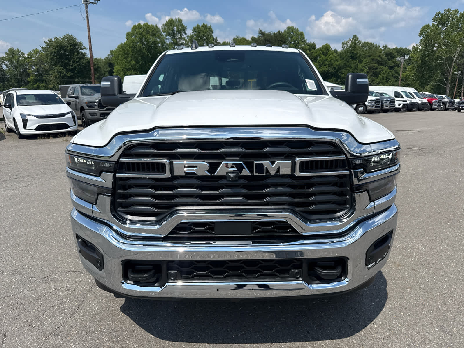 2026 RAM 2500 RAM 2500 TRADESMAN CREW CAB 4X4 6'4' BOX