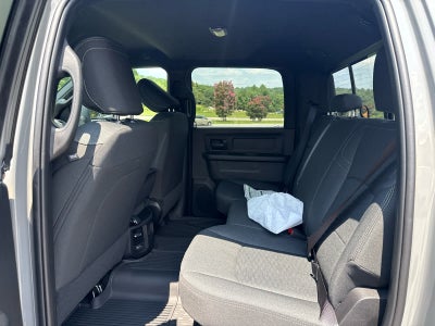 2026 RAM 2500 RAM 2500 BLACK EXPRESS CREW CAB 4X4 6'4' BOX