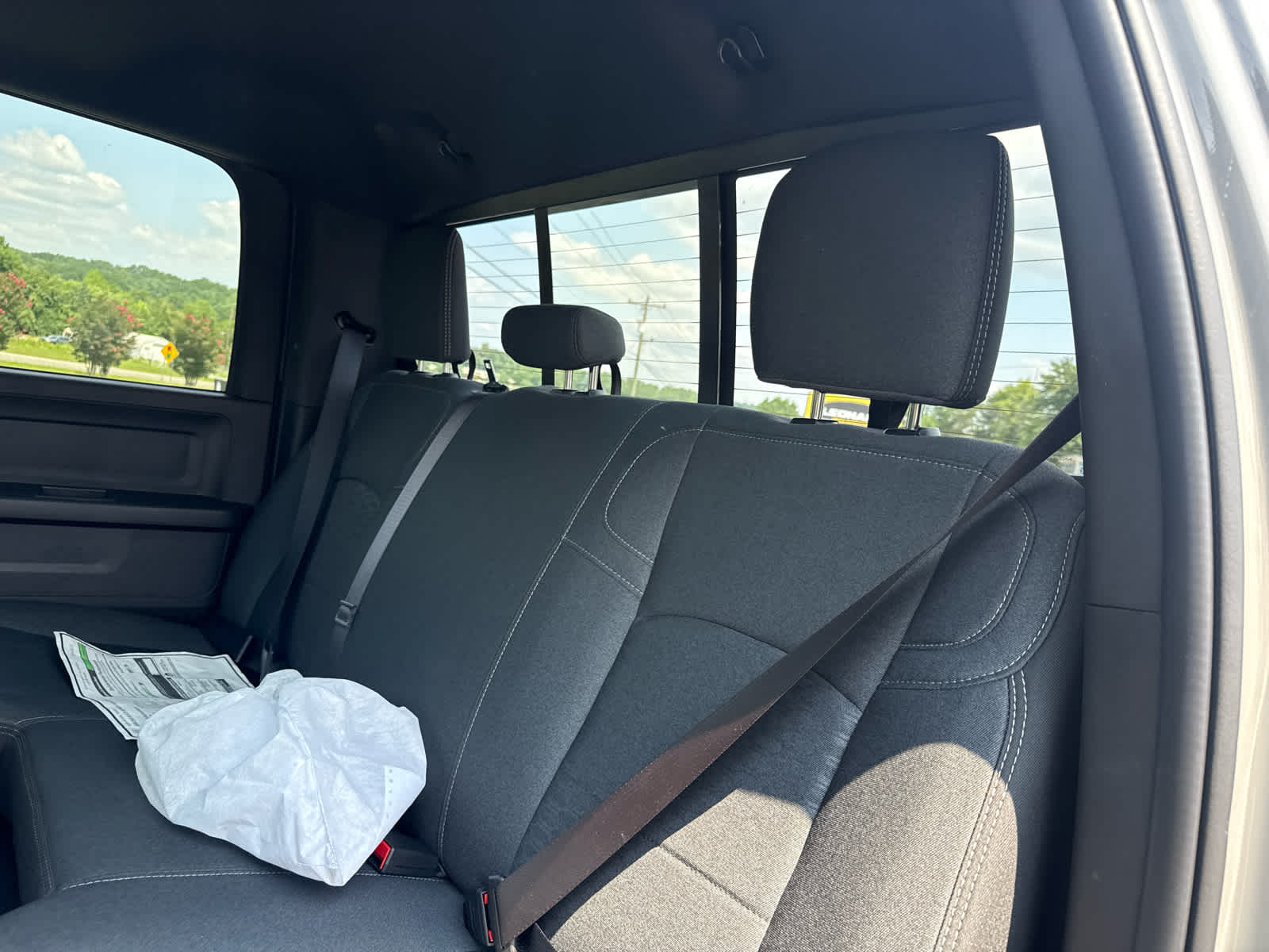 2026 RAM 2500 RAM 2500 BLACK EXPRESS CREW CAB 4X4 6'4' BOX