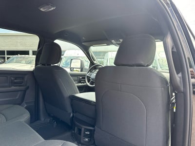 2026 RAM Ram 2500 RAM 2500 BLACK EXPRESS CREW CAB 4X4 6'4' BOX