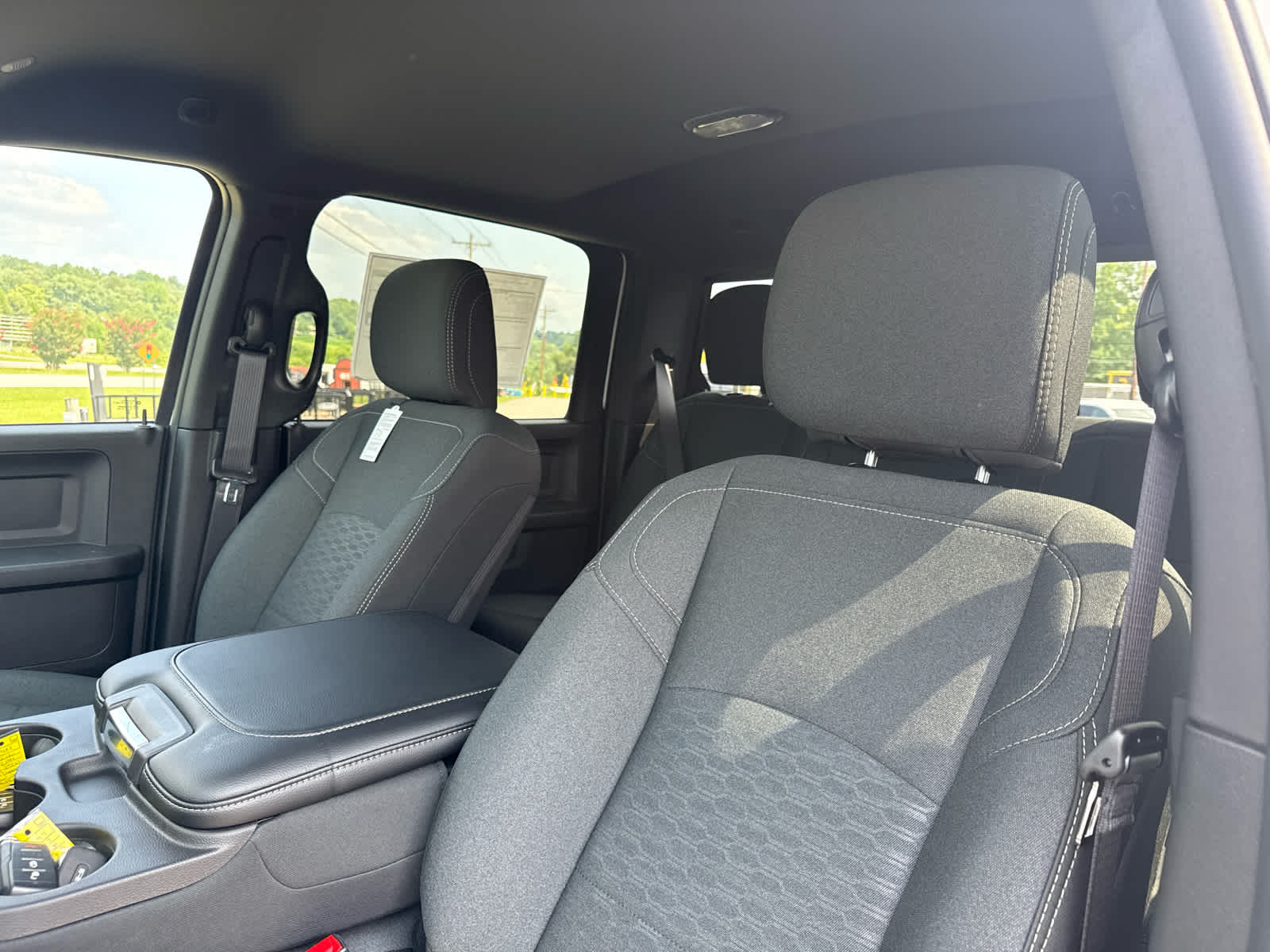 2026 RAM 2500 RAM 2500 TRADESMAN CREW CAB 4X4 6'4' BOX