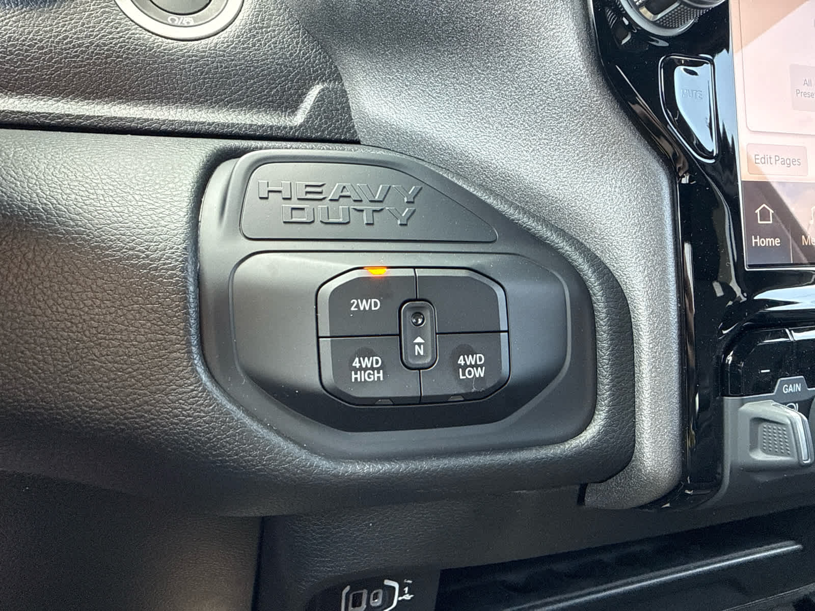 2026 RAM Ram 2500 RAM 2500 TRADESMAN CREW CAB 4X4 6'4' BOX