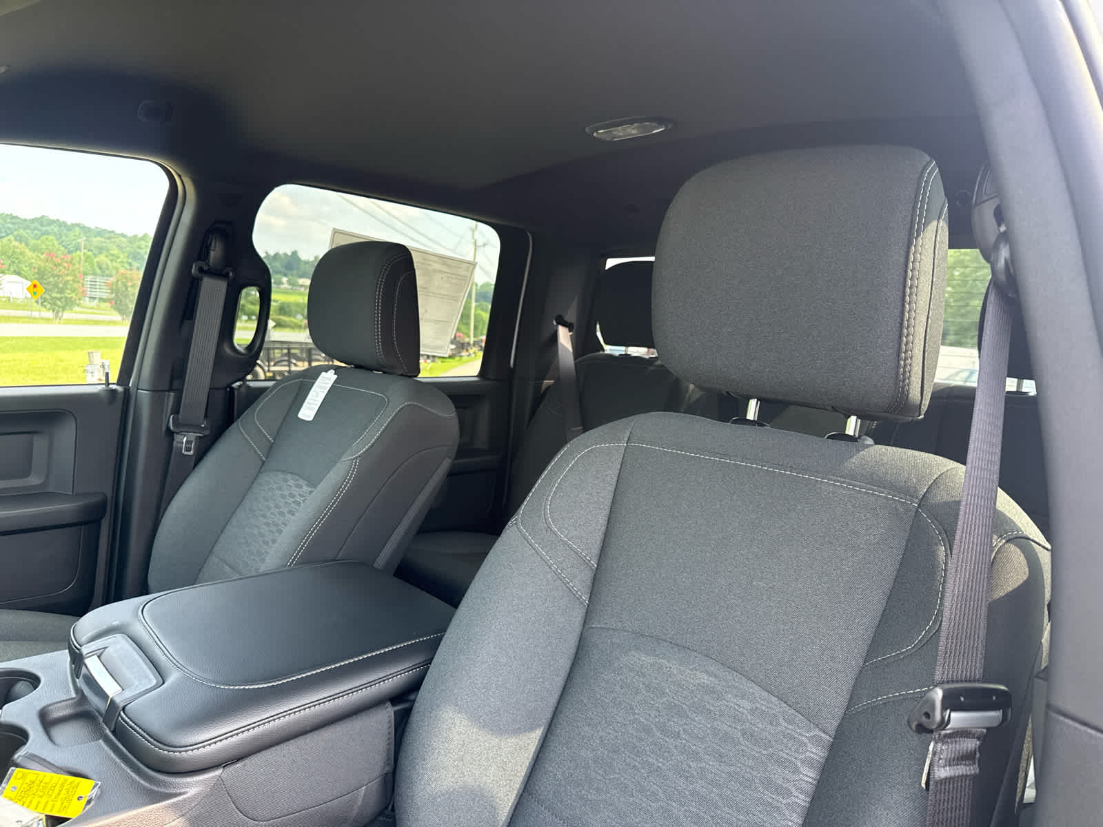 2026 RAM Ram 2500 RAM 2500 TRADESMAN CREW CAB 4X4 6'4' BOX