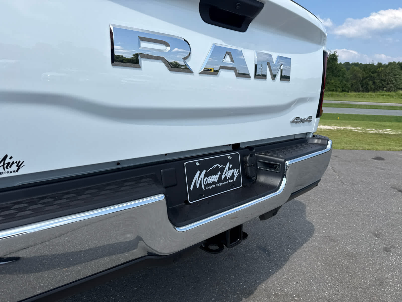 2026 RAM Ram 2500 RAM 2500 TRADESMAN CREW CAB 4X4 6'4' BOX