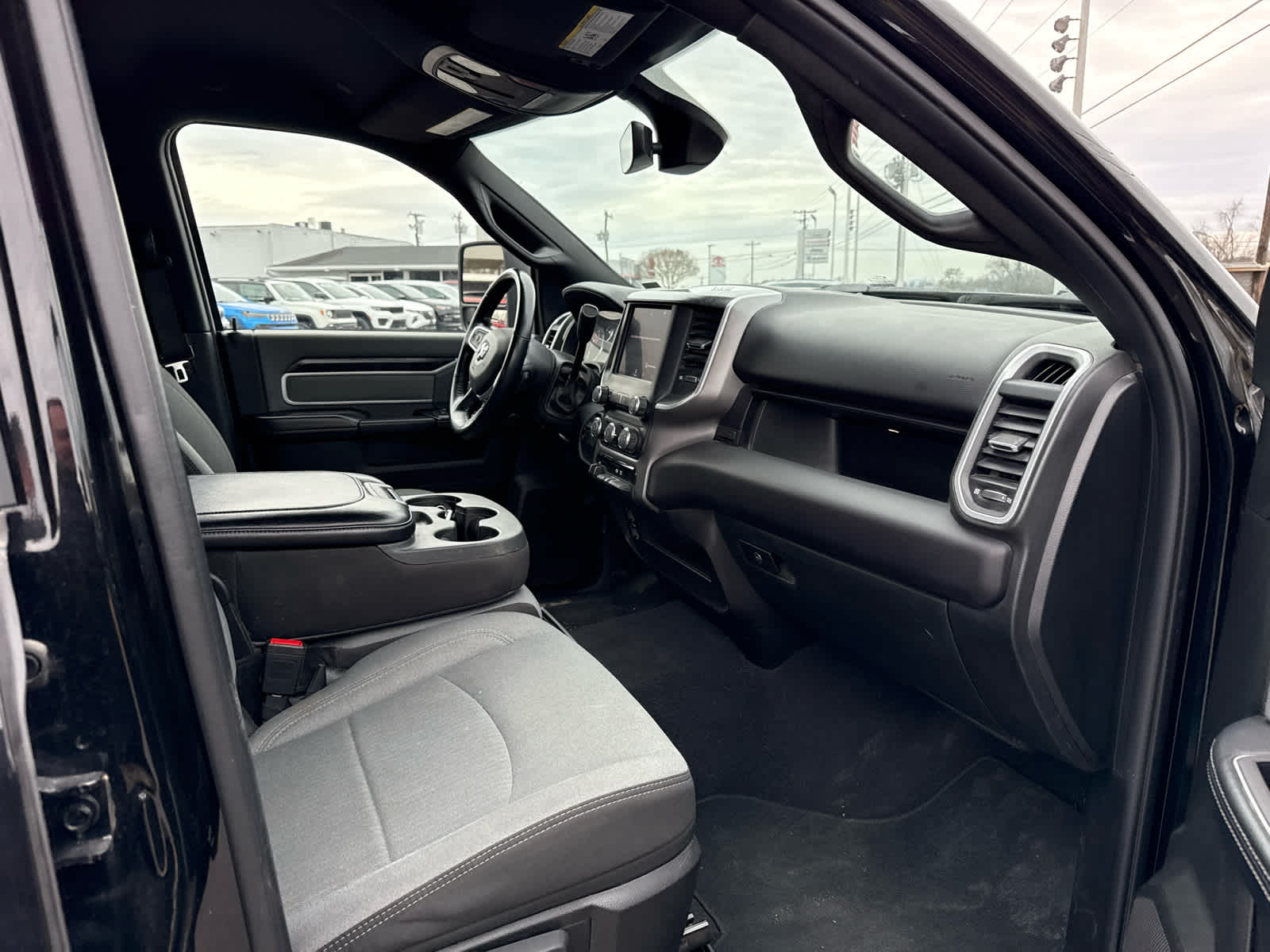 2023 RAM 2500 Big Horn Crew Cab 4x4 6'4' Box