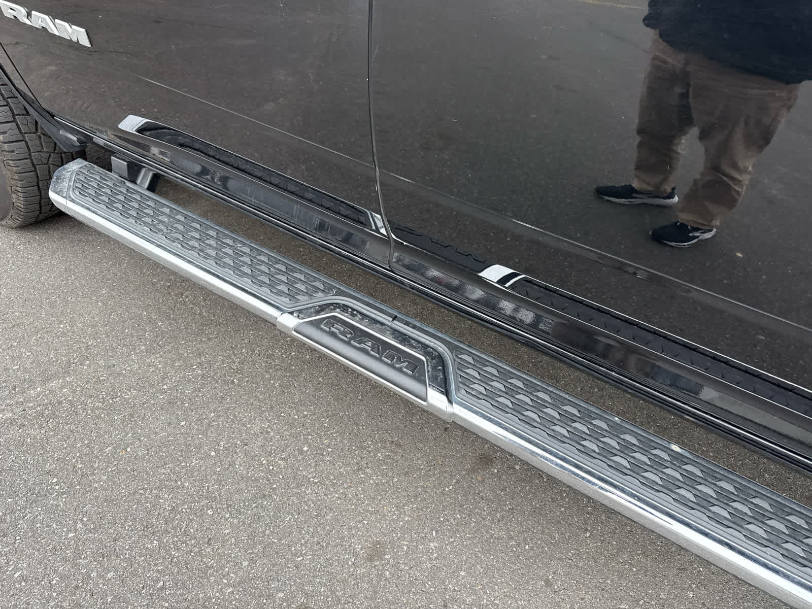 2023 RAM 2500 Big Horn Crew Cab 4x4 6'4' Box