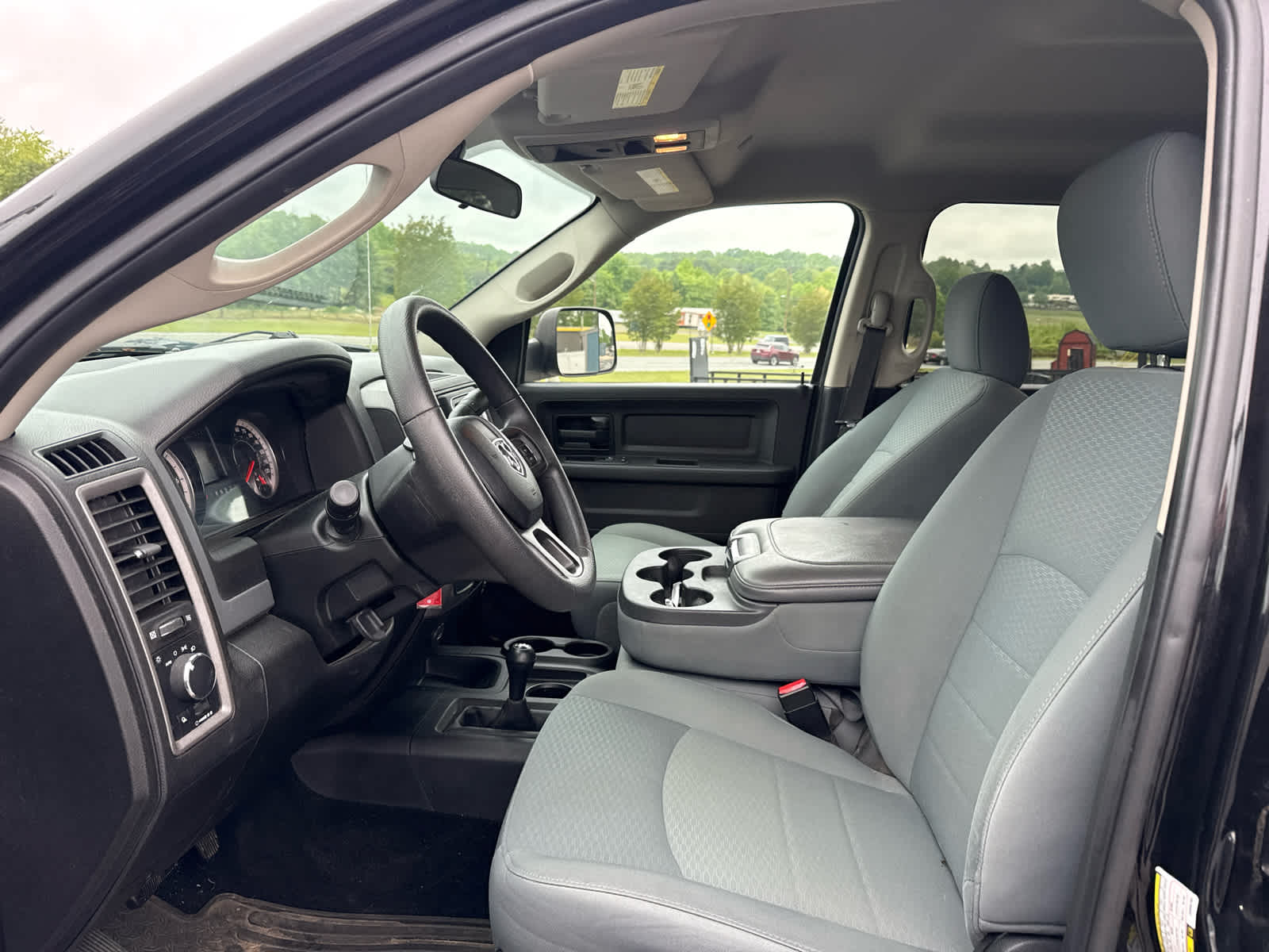 2018 RAM 2500 Tradesman Crew Cab 4x4 8' Box