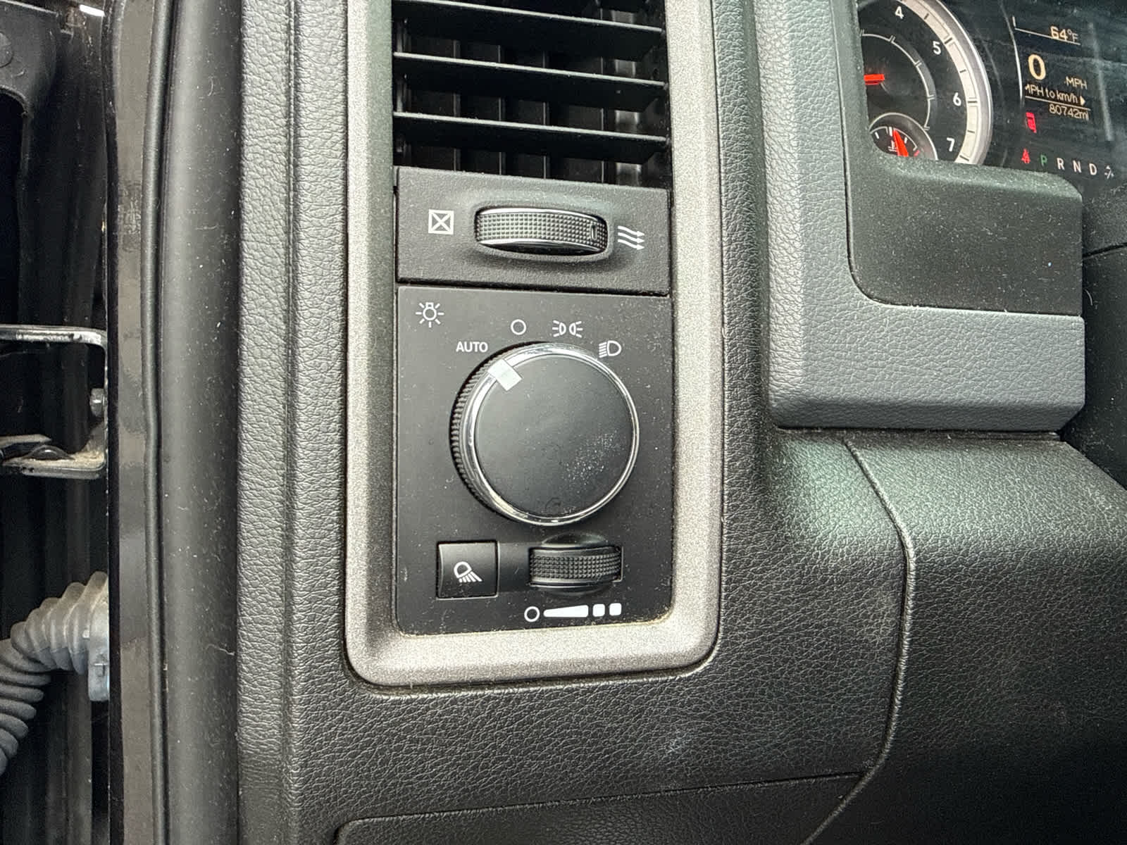 2018 RAM 2500 Tradesman Crew Cab 4x4 8' Box