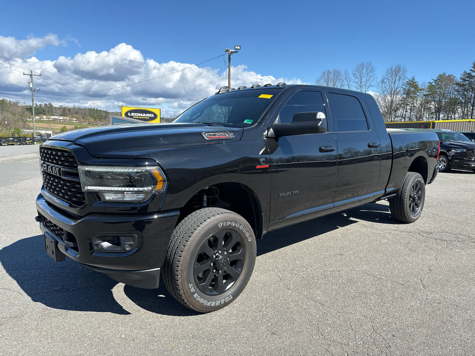 2022 RAM 2500 Big Horn Mega Cab 4x4 6'4'' Box