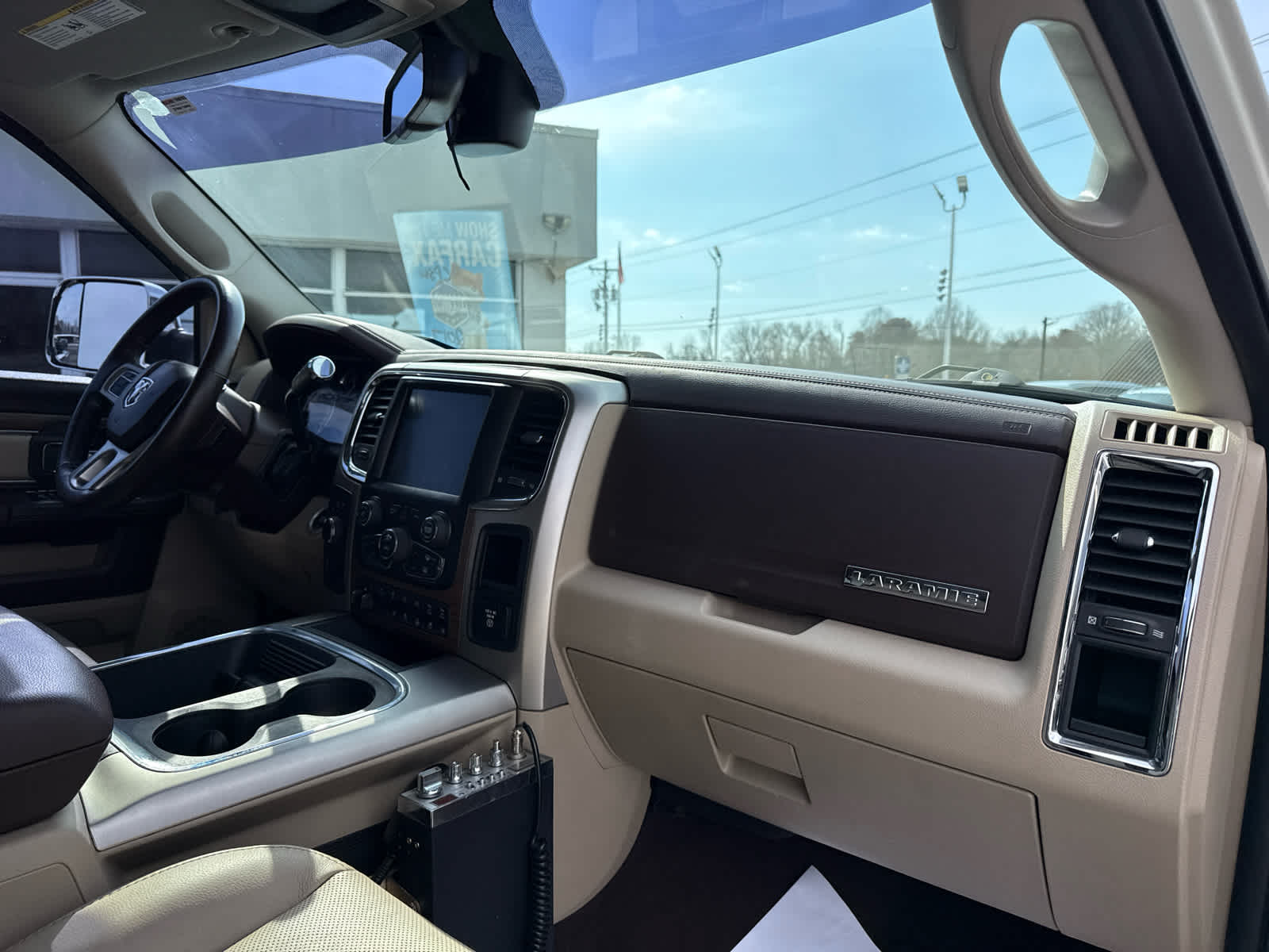 2017 RAM 2500 Laramie Mega Cab 4x4 6'4' Box