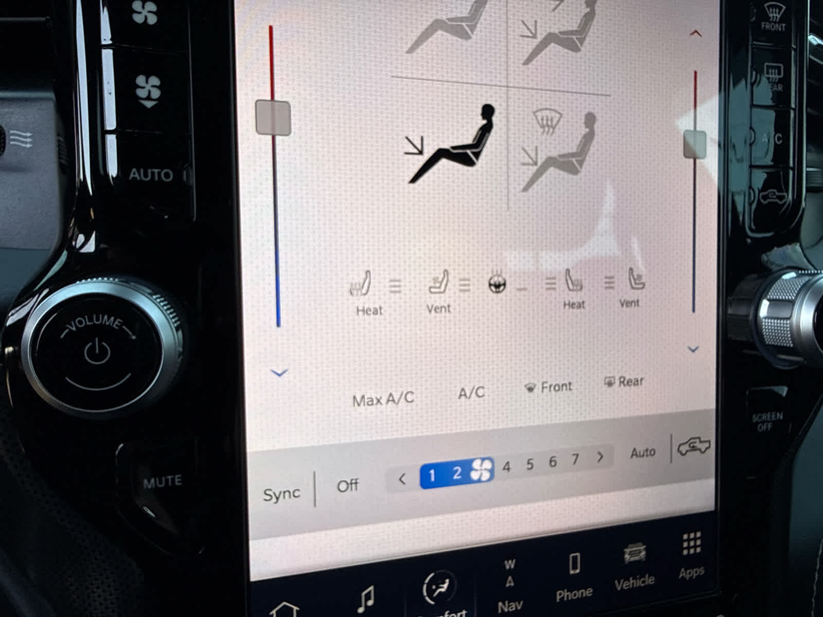 2024 RAM 2500 Limited Mega Cab 4x4 6'4' Box