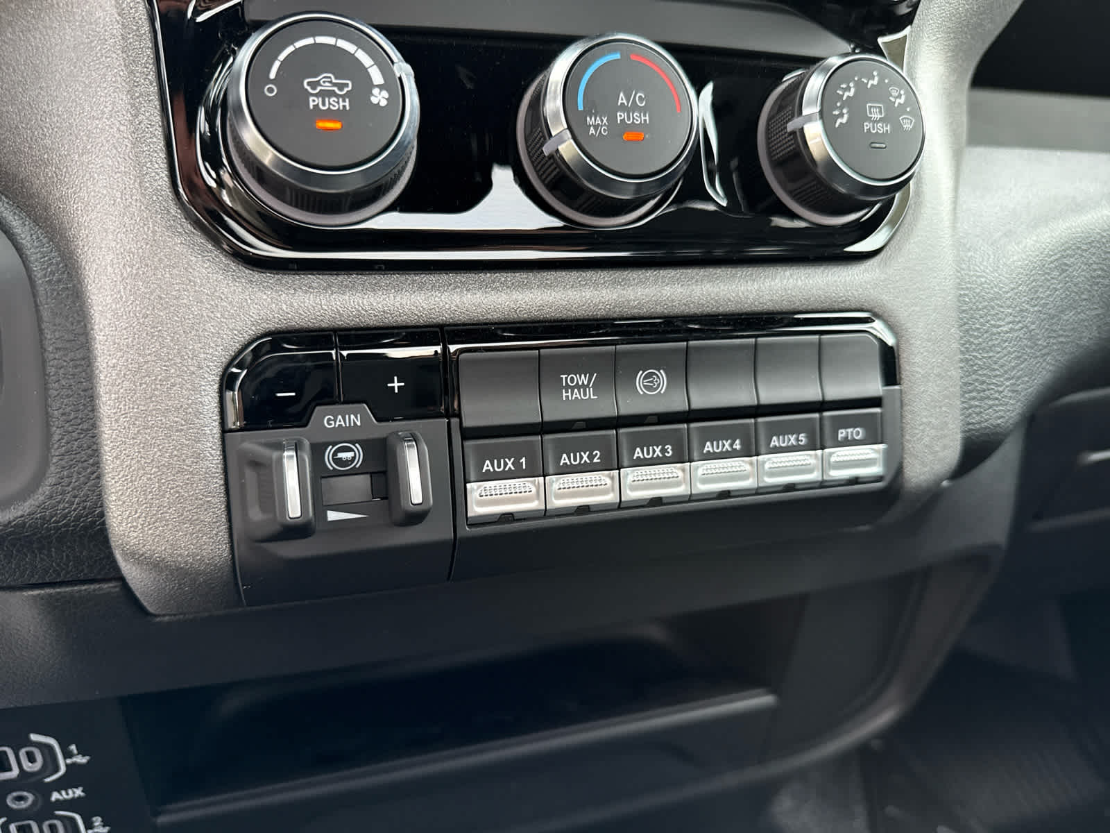 2025 RAM Ram 4500 Chassis Cab RAM 4500 TRADESMAN CHASSIS REGULAR CAB 4X4 60' CA