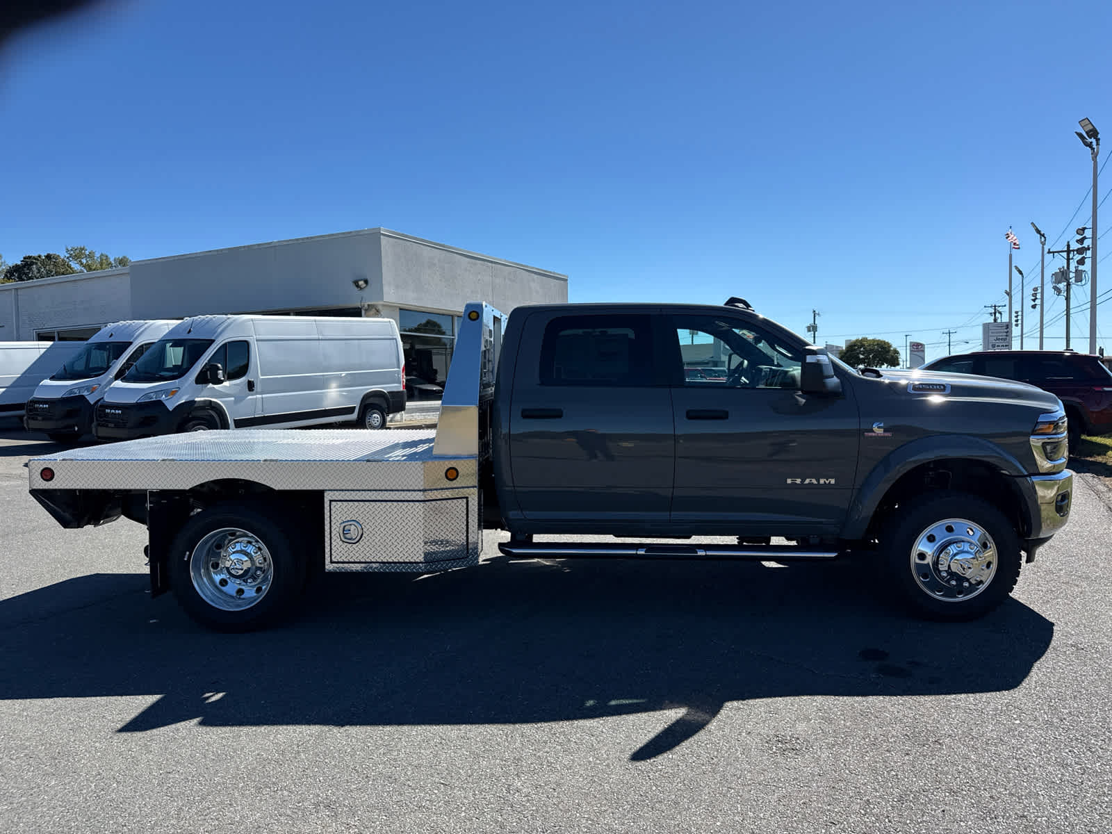 2027 RAM Ram 4500 Chassis Cab RAM 4500 BIG HORN CHASSIS CREW CAB 4X4 60' CA