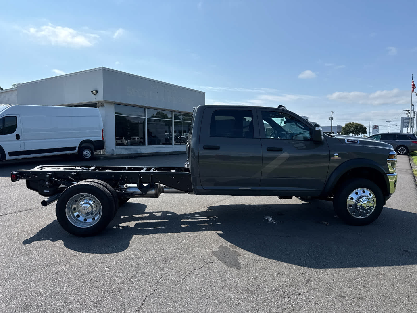 2026 RAM 4500 Chassis RAM 4500 TRADESMAN CHASSIS CREW CAB 4X4 60' CA