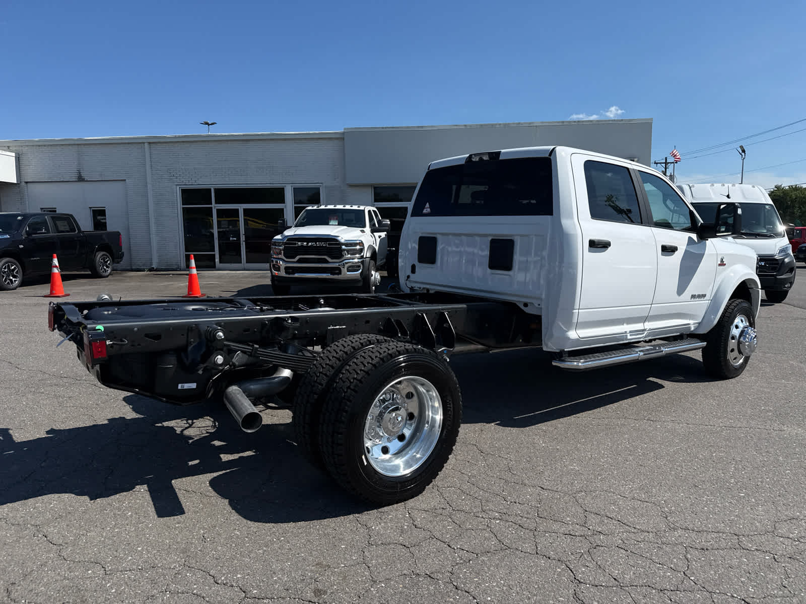 2026 RAM Ram 4500 Chassis Cab RAM 4500 BIG HORN CHASSIS CREW CAB 4X4 60' CA