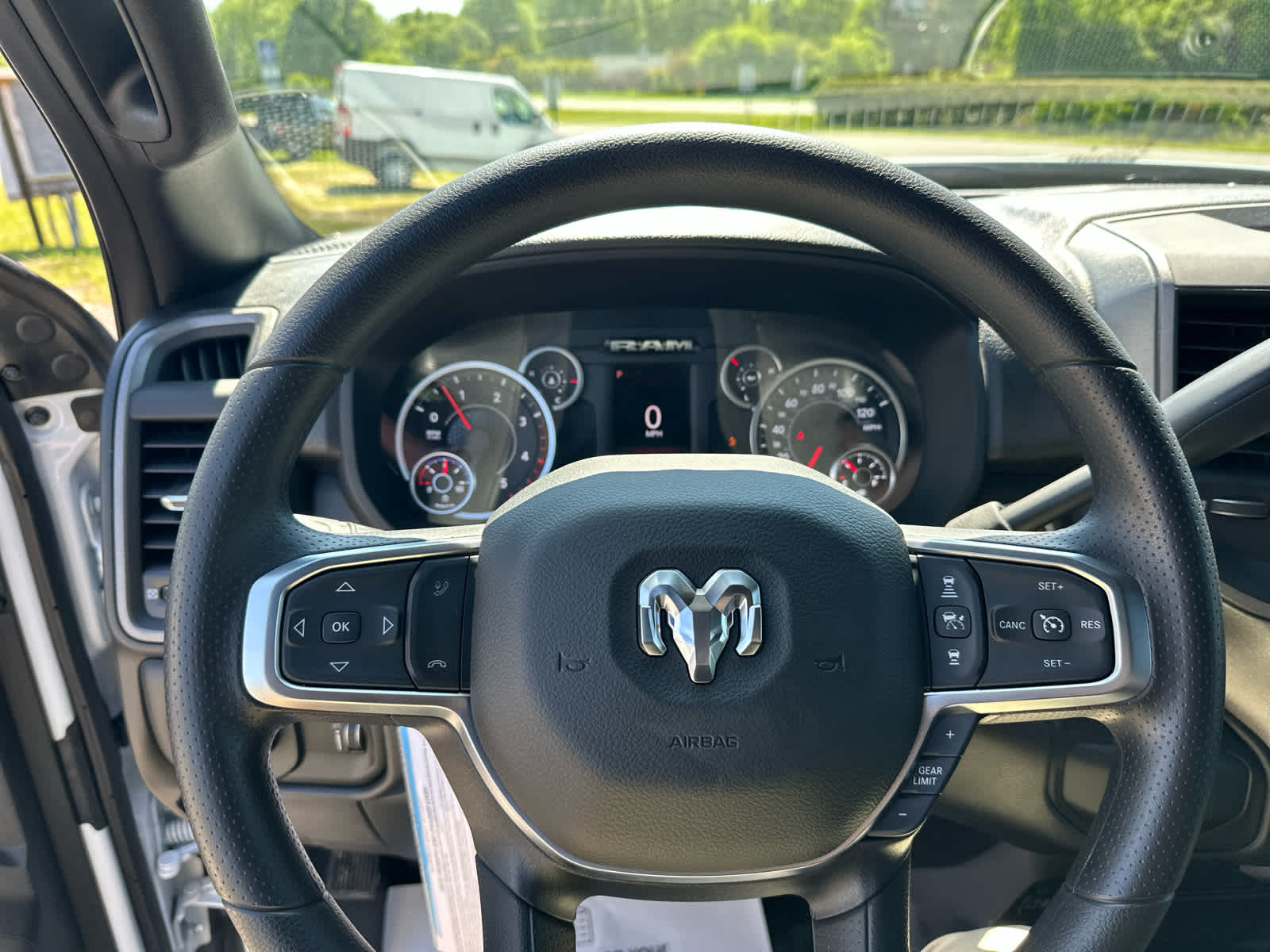 2025 RAM Ram 4500 Chassis Cab RAM 4500 TRADESMAN CHASSIS CREW CAB 4X4 84' CA