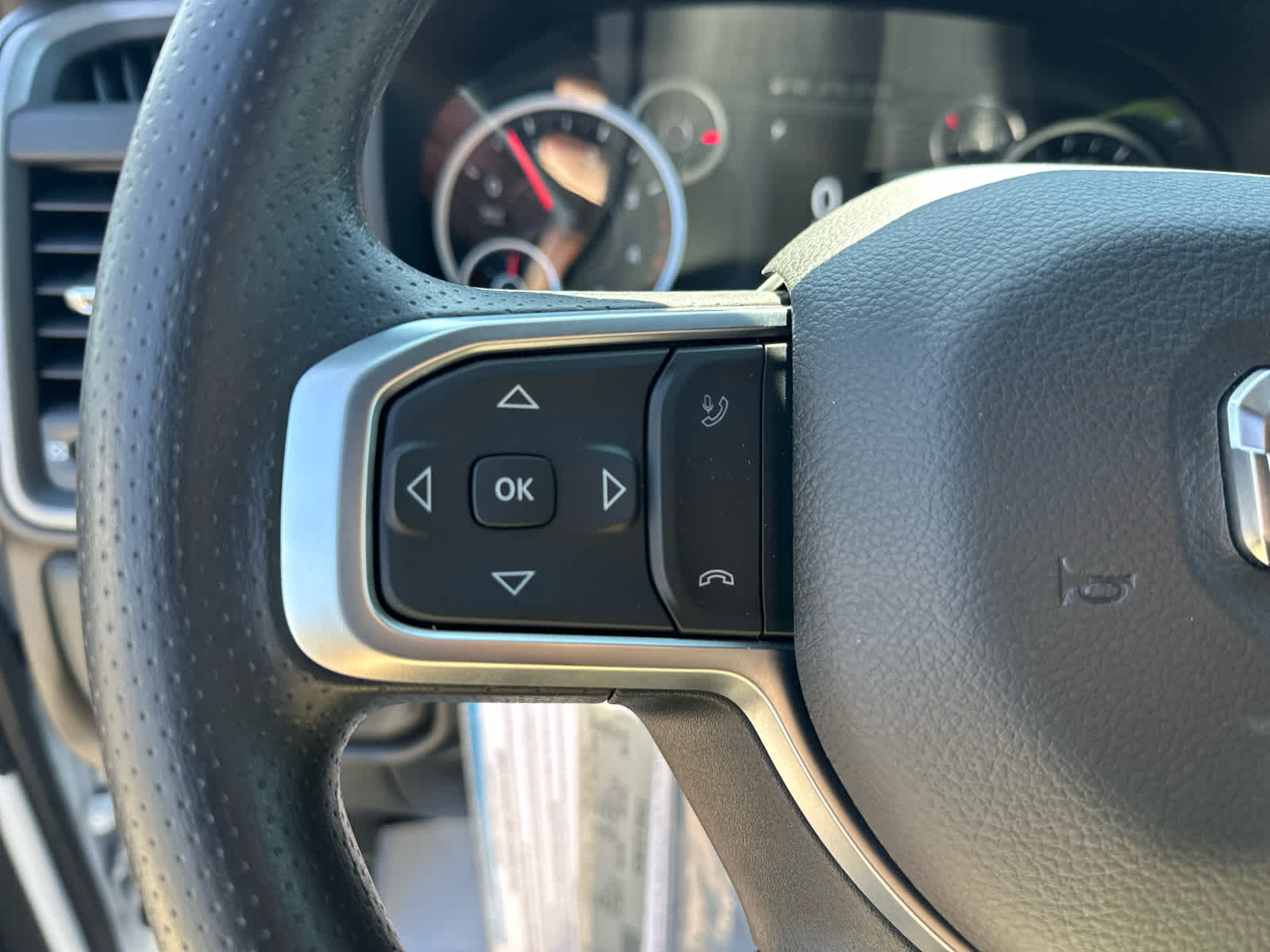 2025 RAM Ram 4500 Chassis Cab RAM 4500 TRADESMAN CHASSIS CREW CAB 4X4 84' CA